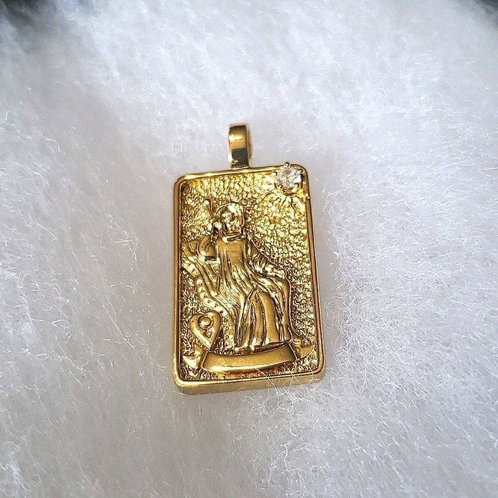 The Empress, Tarot card pendant